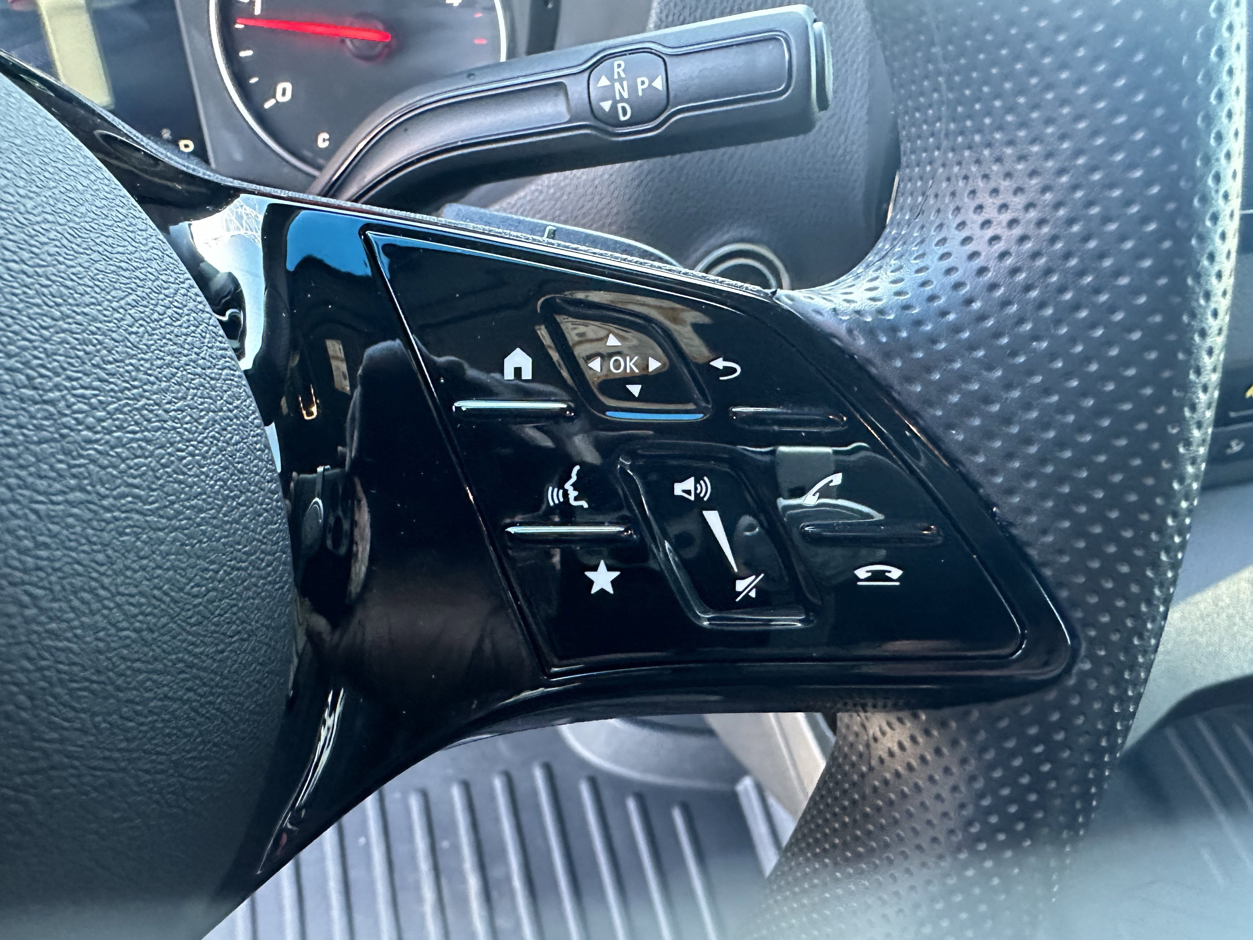 Used 2025 Mercedes-Benz Sprinter 3500 image 22