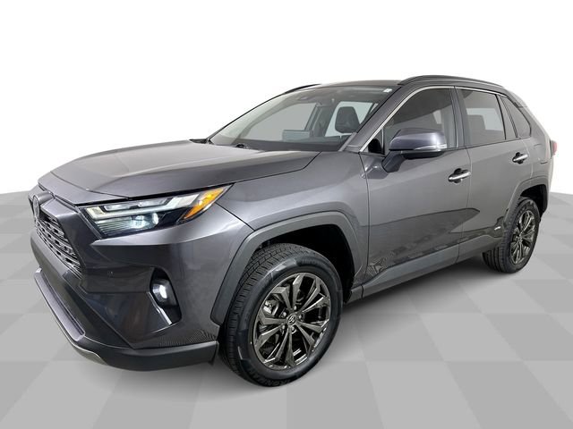 Used 2023 Toyota RAV4 Limited AWD/4WD image 4