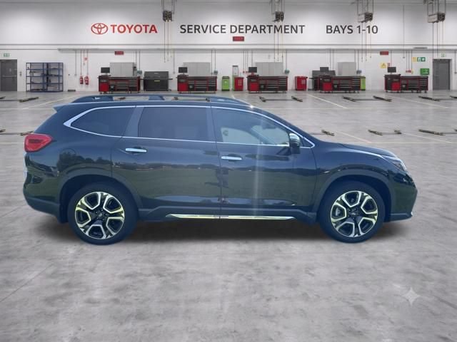 Used 2023 Subaru Ascent Touring AWD/4WD image 7
