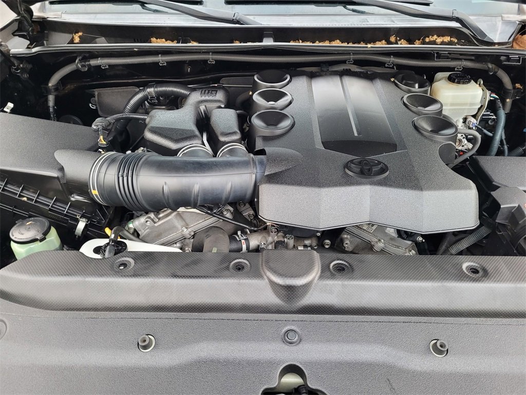 Used 2010 Toyota 4Runner SR5 image 26