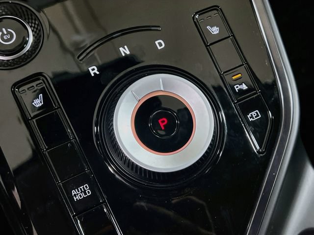 New 2026 Kia Niro Wind FWD image 17