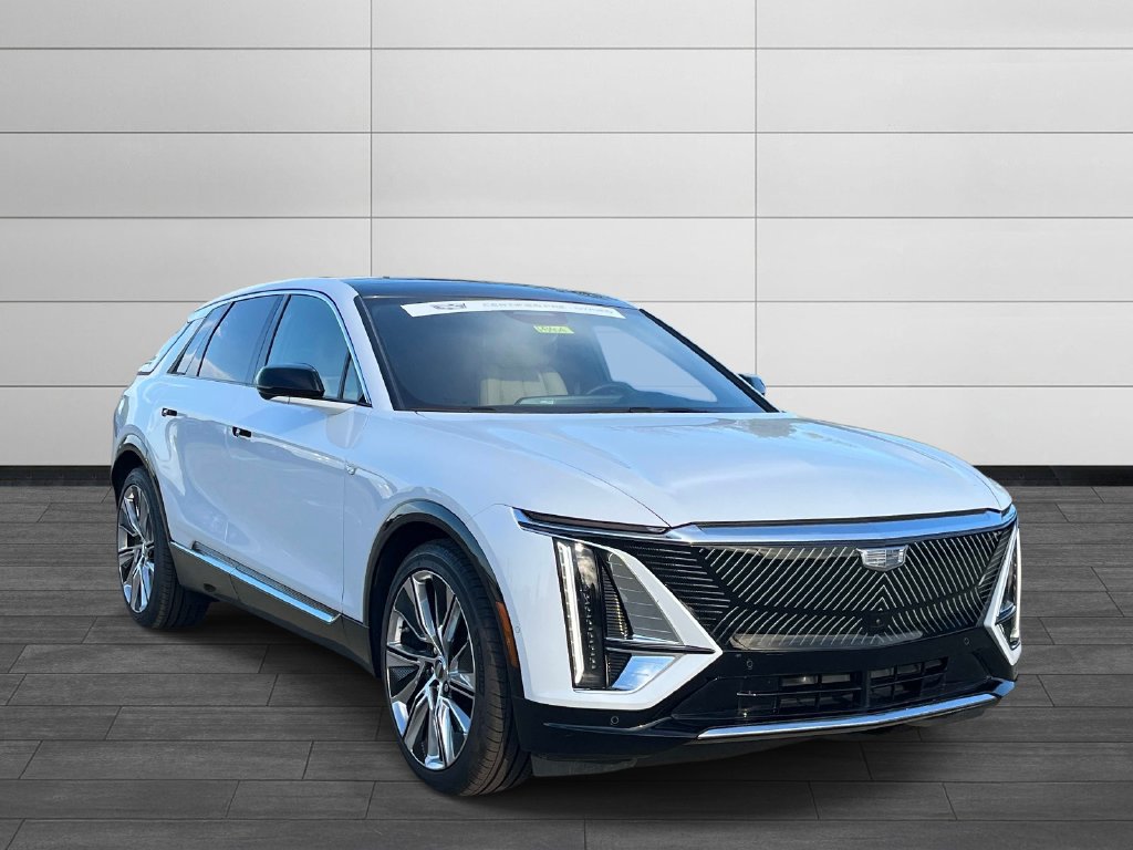 Certified 2026 Cadillac Lyriq Signature Luxury w/ Nappa Leather Package AWD/4WD image 6