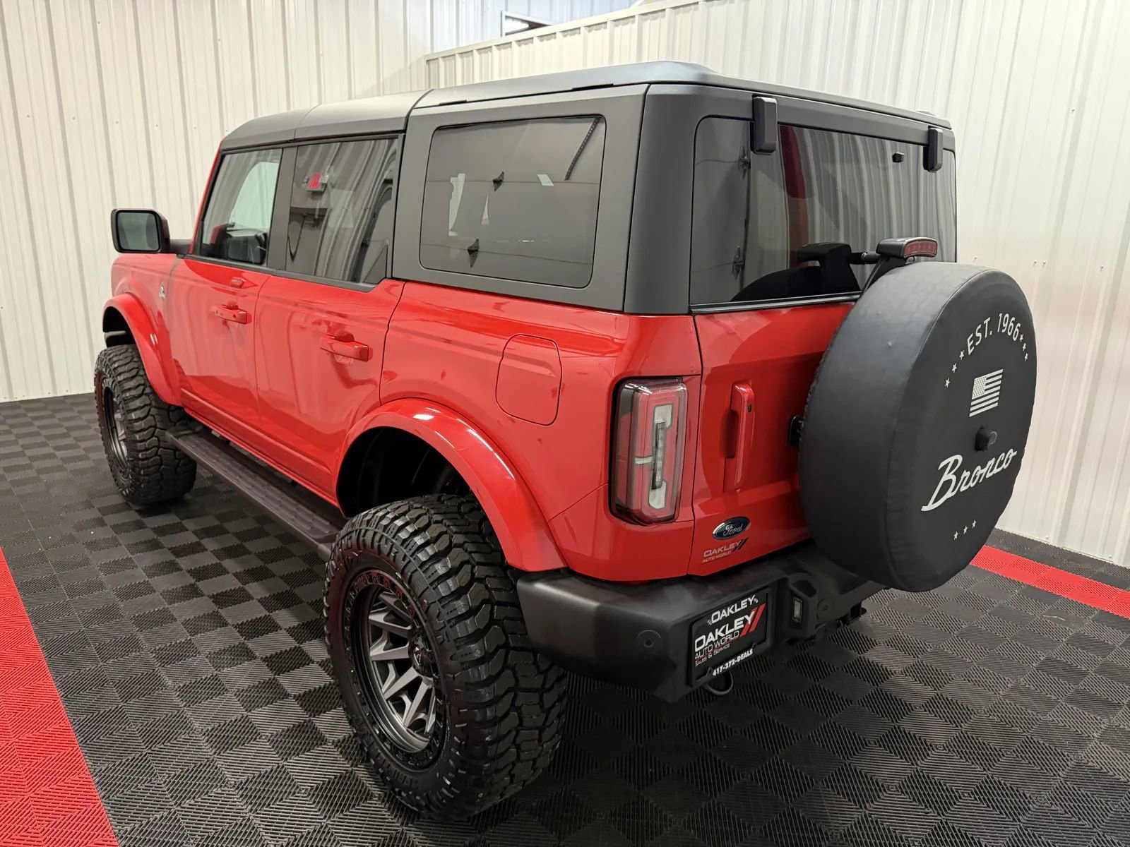 Used 2023 Ford Bronco Outer Banks AWD/4WD image 6