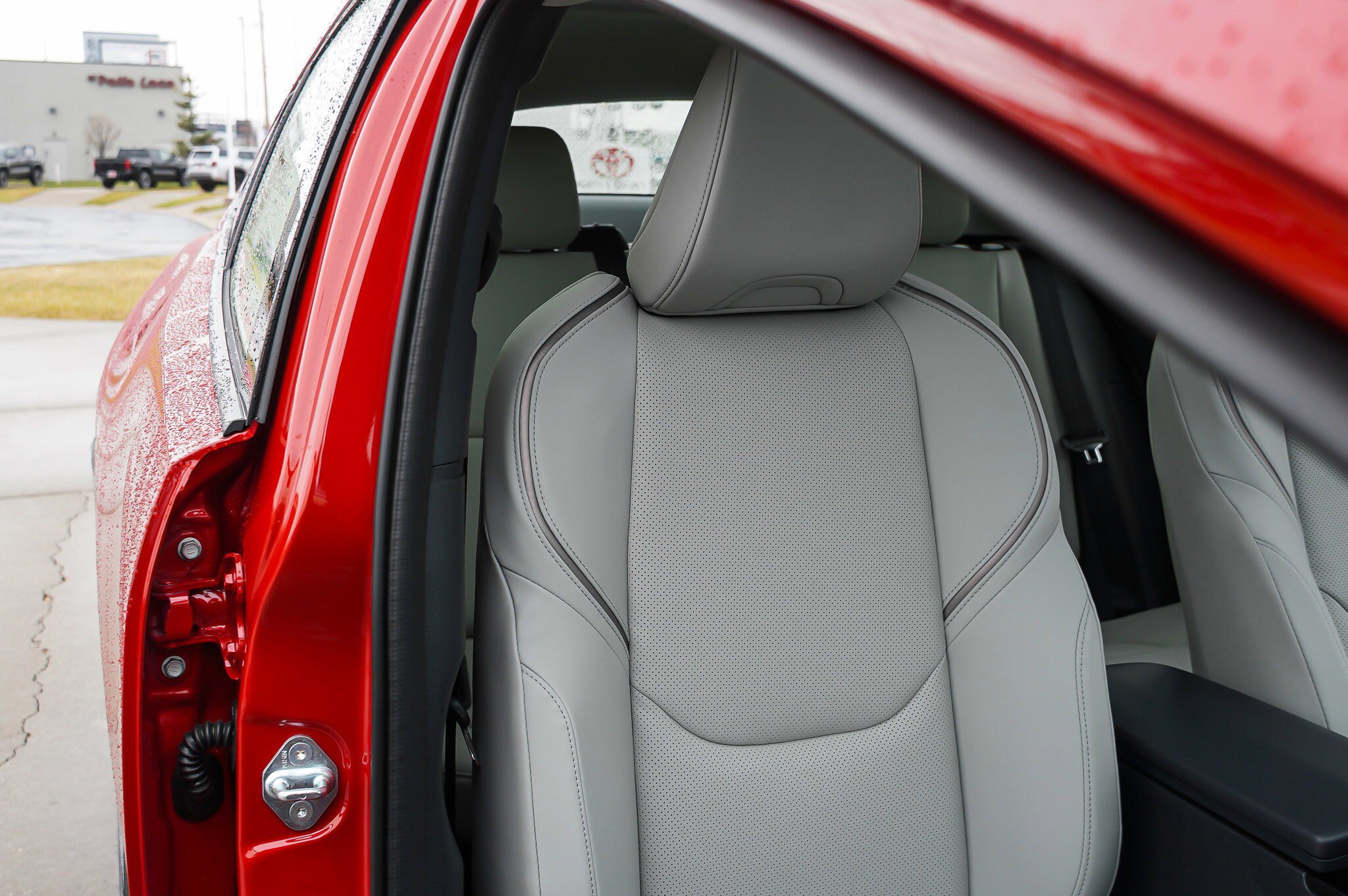 New 2026 Toyota Prius XLE FWD image 25