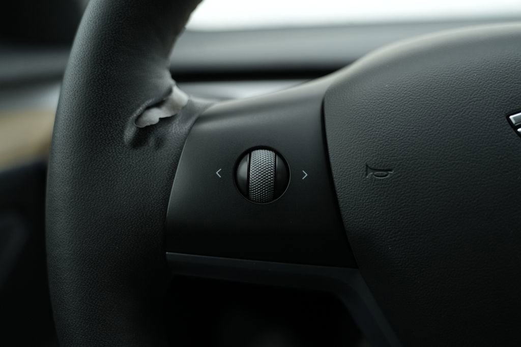 Used 2021 Tesla Model 3 Standard Range Plus image 46