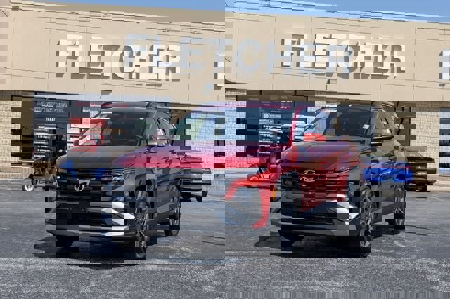 Certified 2025 Hyundai Tucson SEL image 1