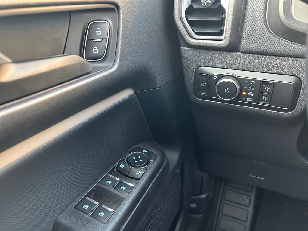 Used 2025 Ford Bronco Sport Big Bend AWD/4WD image 17