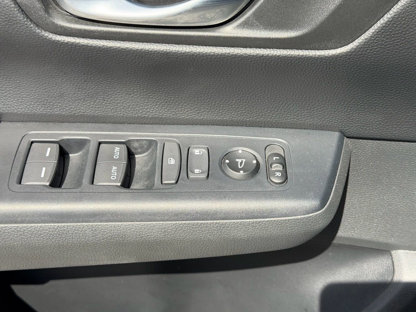 Certified 2023 Honda CR-V Sport image 18