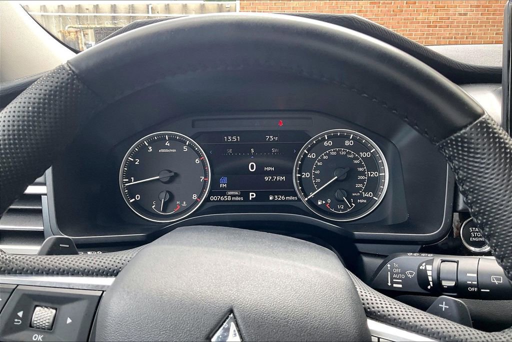 Used 2023 Mitsubishi Outlander SE AWD/4WD image 19
