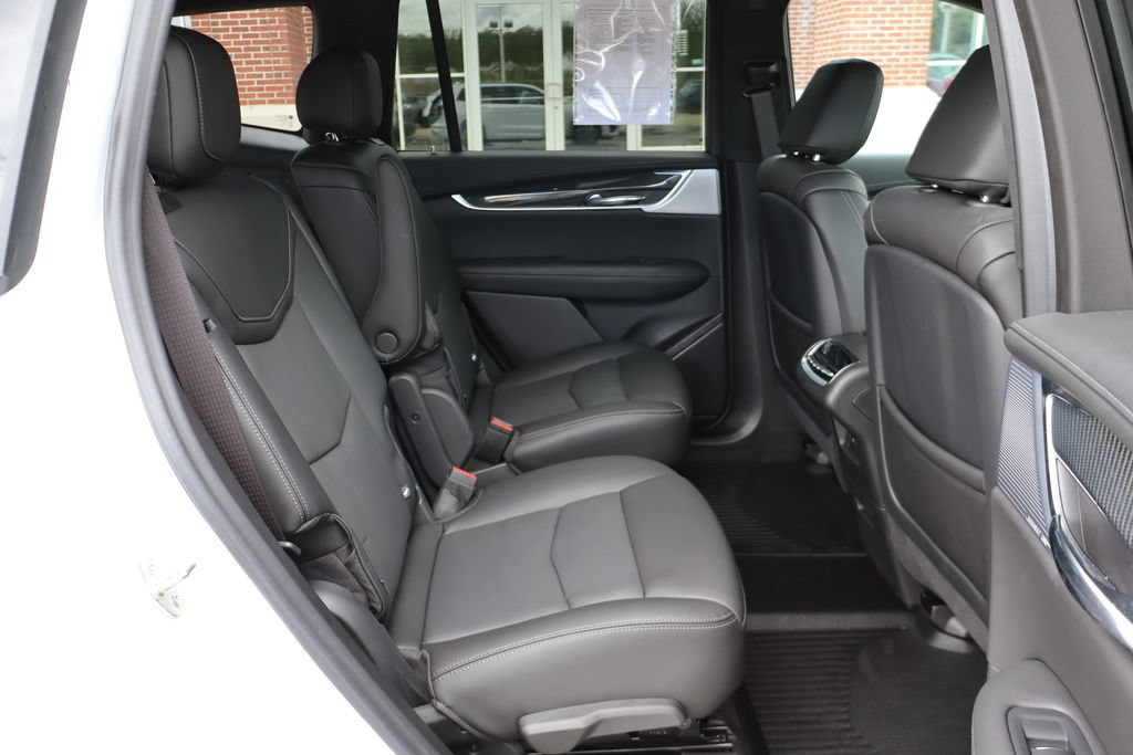 Certified 2024 Cadillac XT6 Sport w/ LPO, Floor Liner Package AWD/4WD image 50