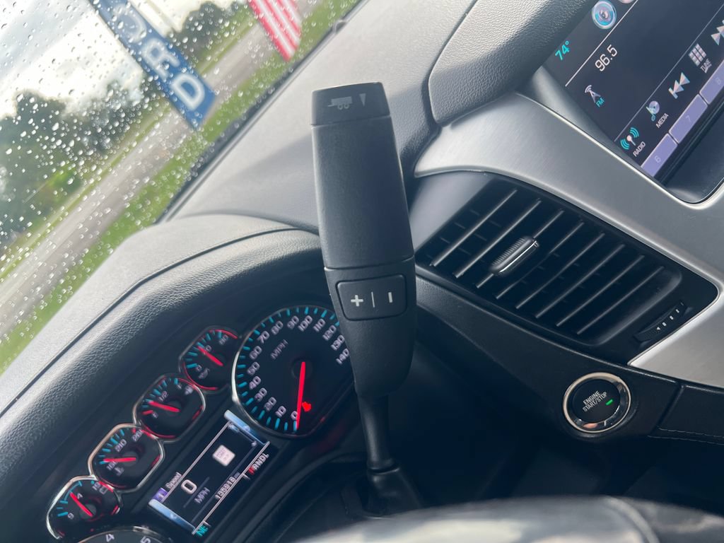 Used 2018 GMC Yukon XL SLT AWD/4WD image 17