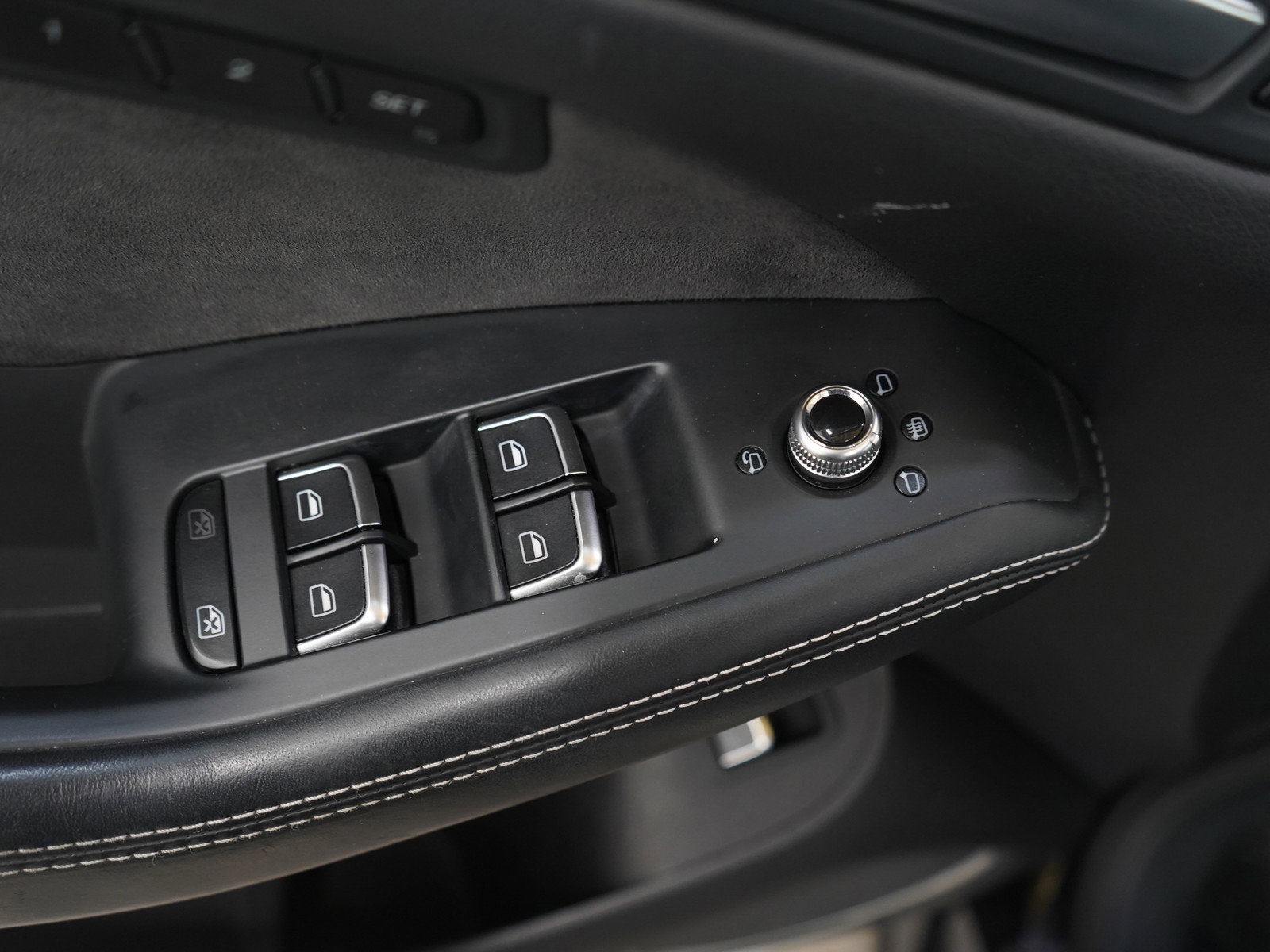 Used 2017 Audi SQ5 Premium Plus w/ Technology Package image 21