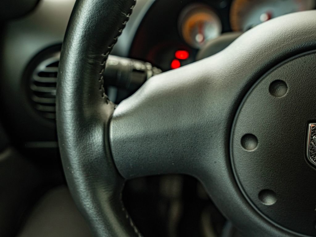 Used 2006 Dodge Viper SRT-10 image 25