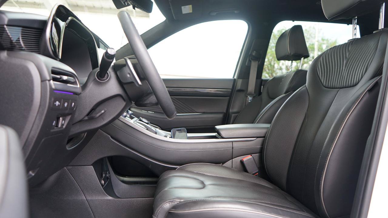 Used 2025 Hyundai Palisade Calligraphy AWD/4WD image 23
