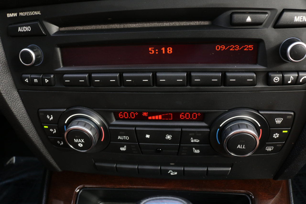 Used 2012 BMW 328i xDrive Coupe image 22