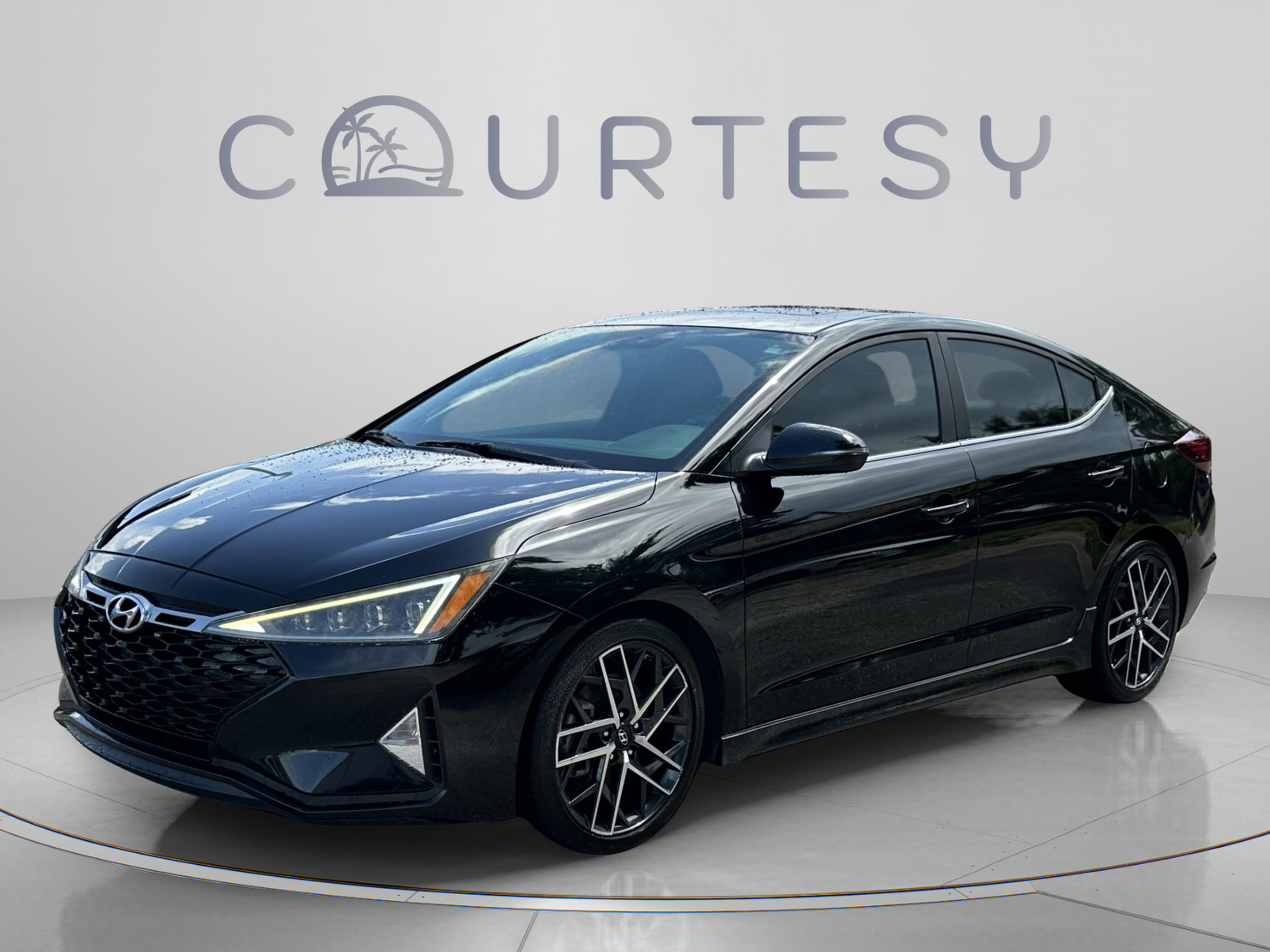 Used 2020 Hyundai Elantra Sport w/ Cargo Package (C1) FWD image 1