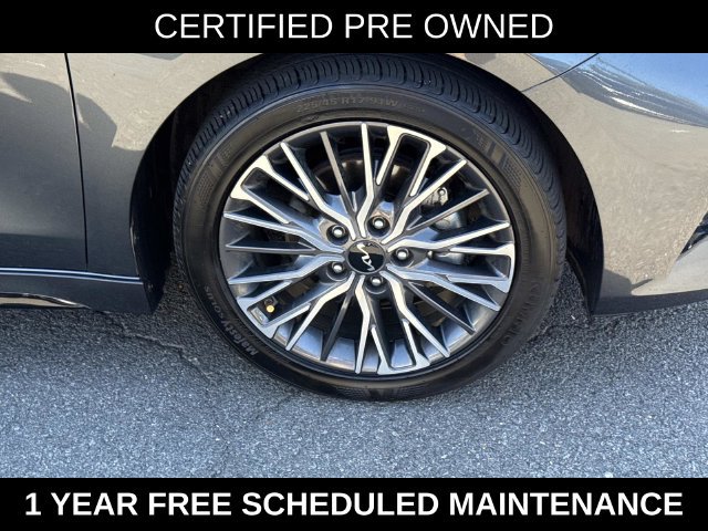 Used 2022 Kia Forte GT-Line w/ GT-Line Premium Package FWD image 7