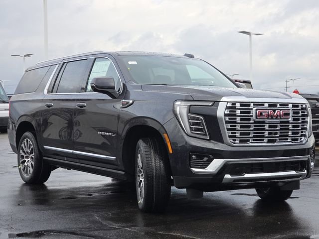 New 2026 GMC Yukon XL Denali w/ Sun & Power Step Package image 24