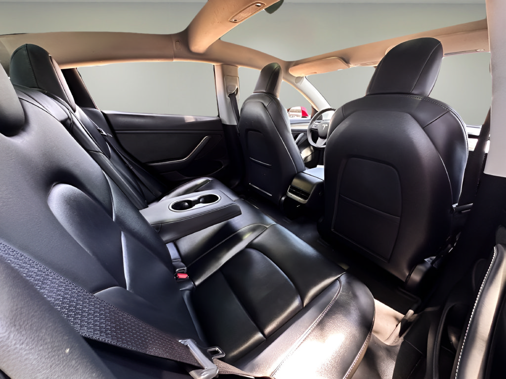Used 2022 Tesla Model 3 Long Range AWD/4WD image 18