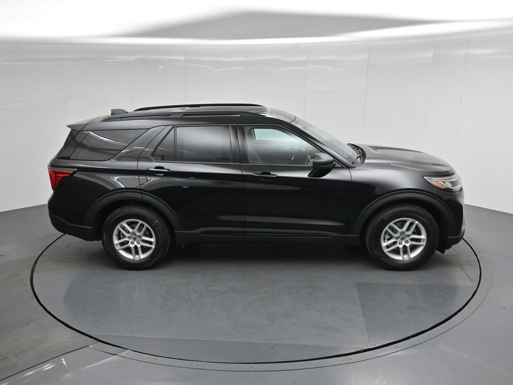 New 2026 Ford Explorer Active RWD image 39