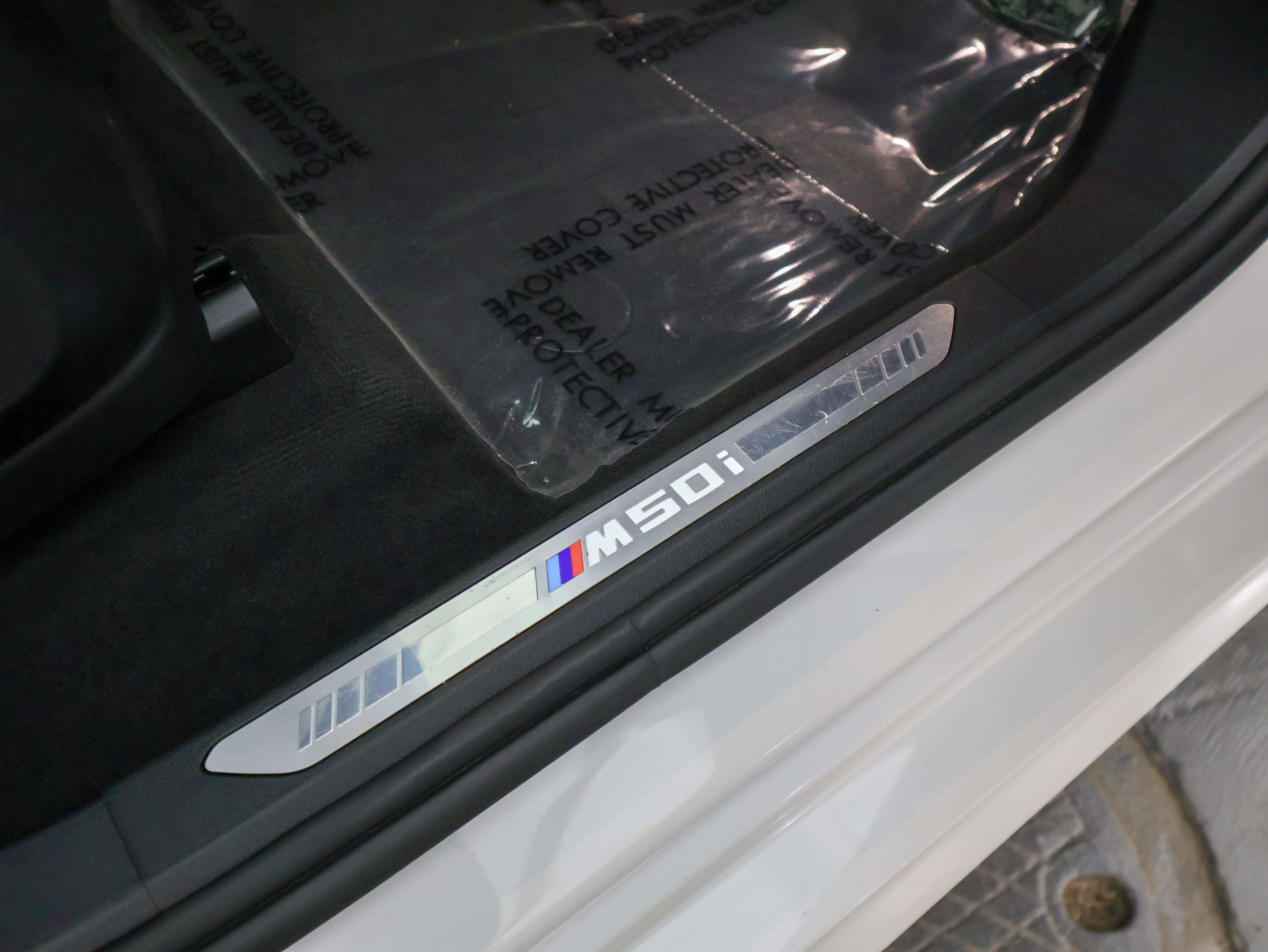 Used 2021 BMW X7 M50i image 65