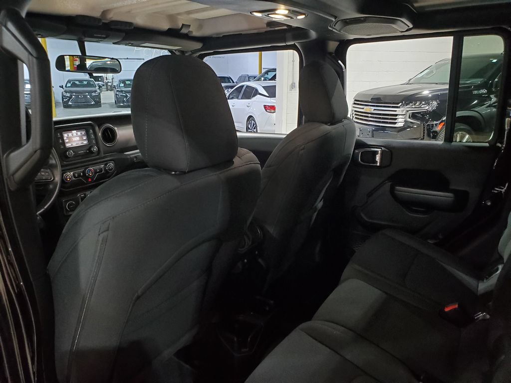 Used 2021 Jeep Gladiator Sport AWD/4WD image 23