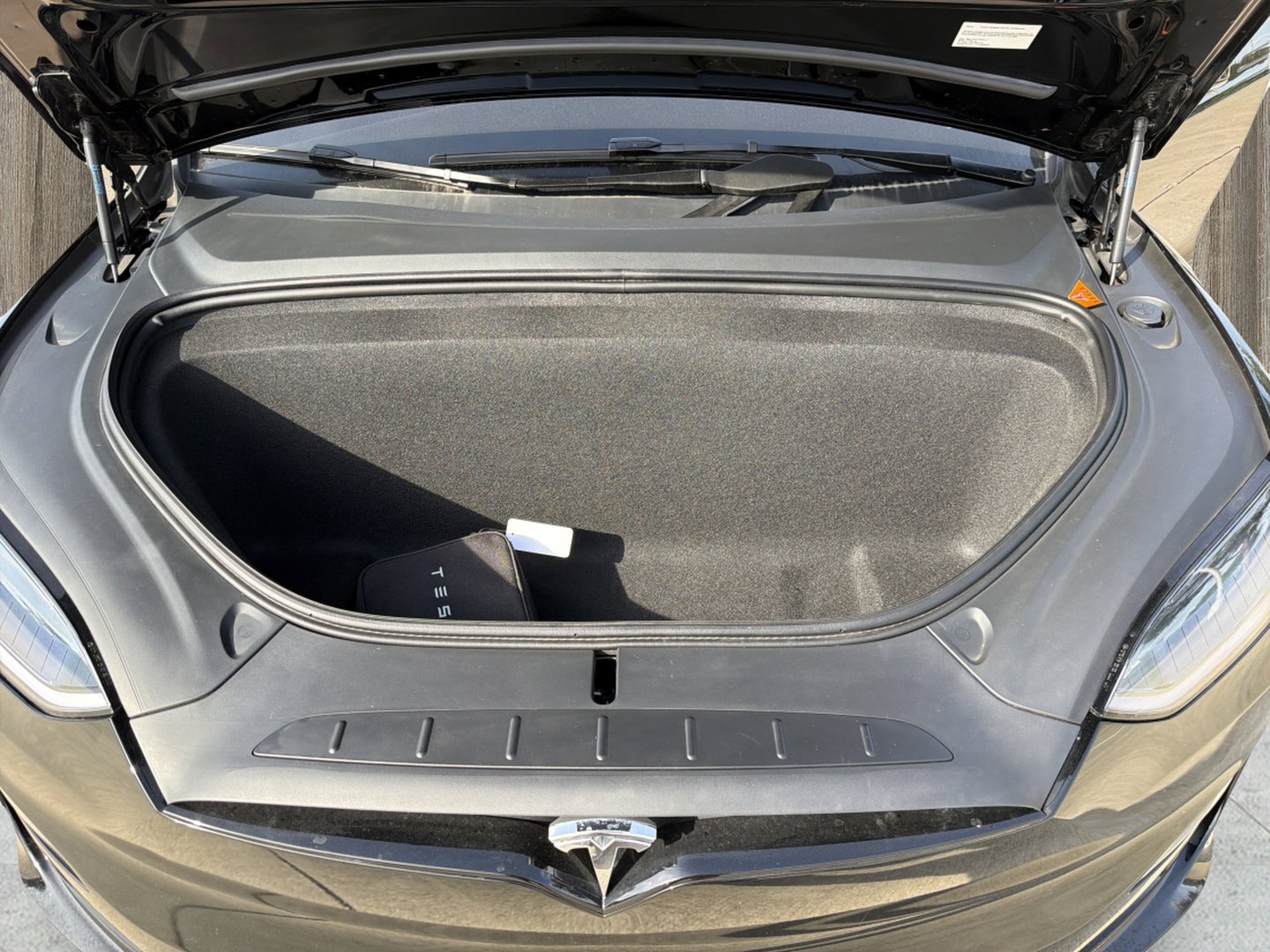 Used 2023 Tesla Model X AWD/4WD image 13