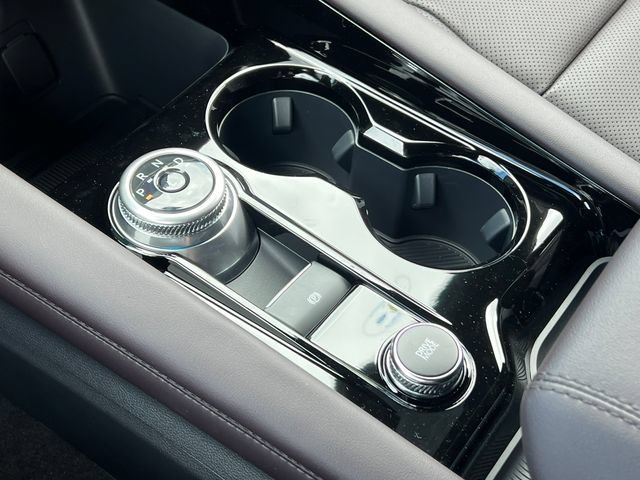 New 2026 Ford Explorer Platinum AWD/4WD image 32