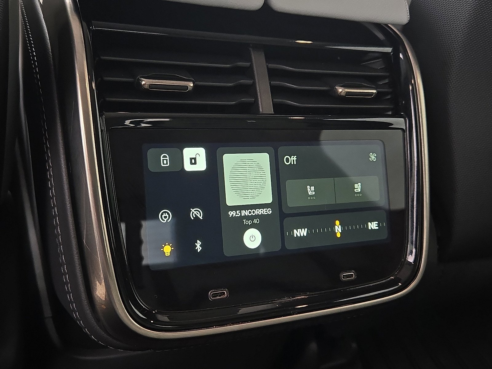 Used 2023 Rivian R1T Adventure AWD/4WD image 12