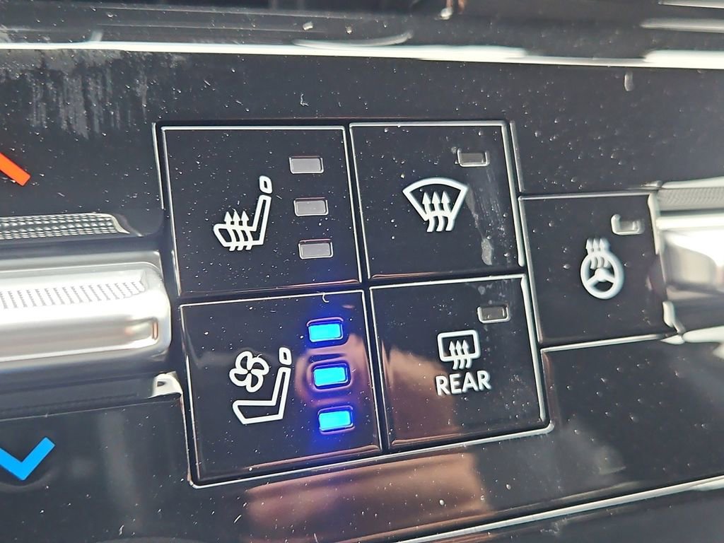 New 2025 Nissan Armada Platinum w/ Convenience Package image 15