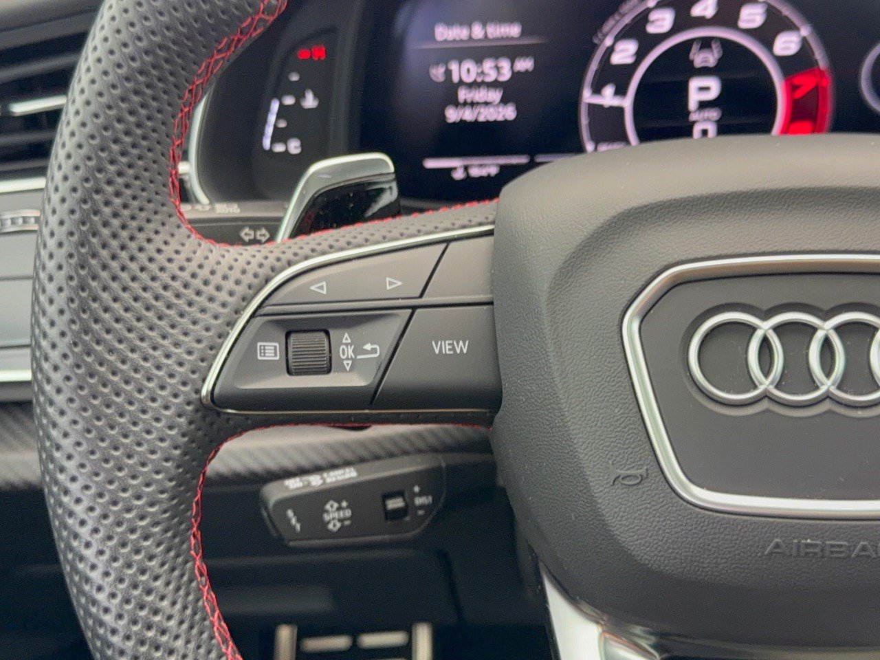 Certified 2025 Audi RS Q8 performance AWD/4WD image 18
