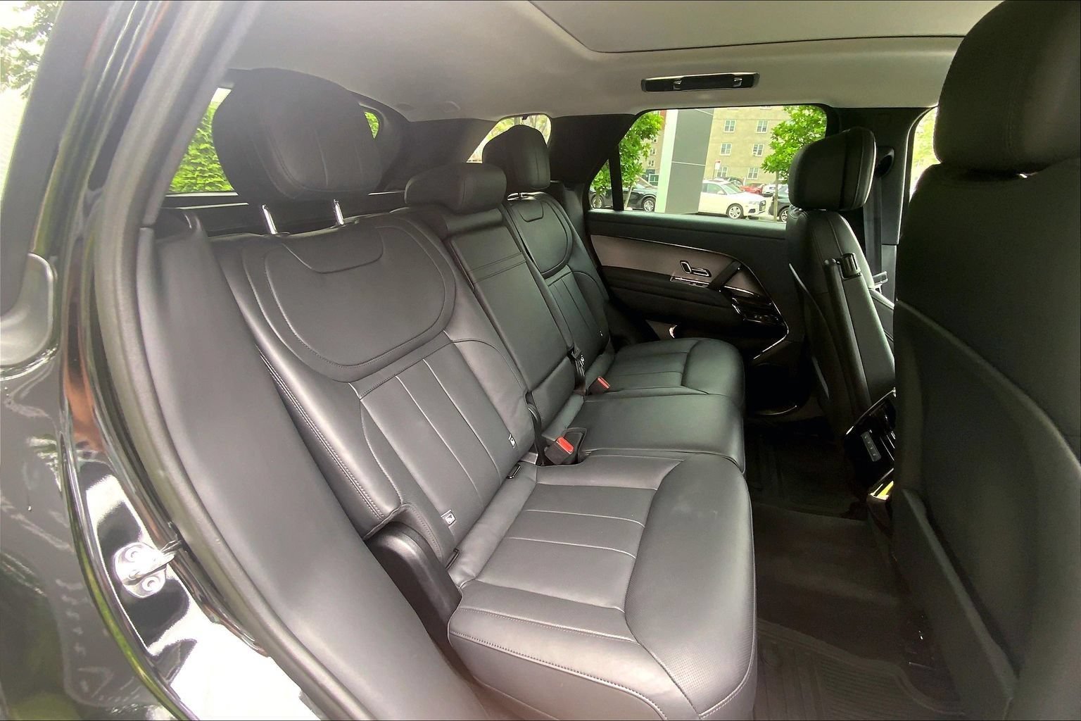 Certified 2024 Land Rover Range Rover Sport SE AWD/4WD image 19