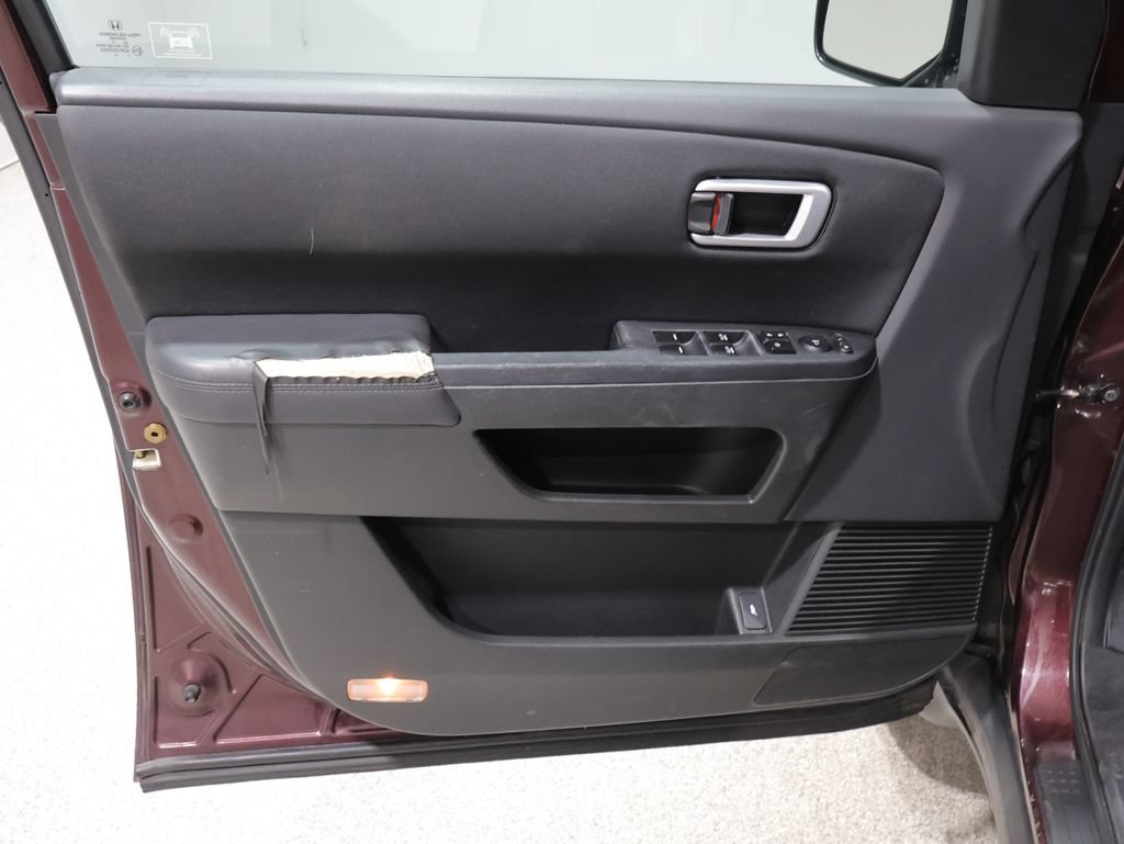 Used 2011 Honda Pilot EX image 12