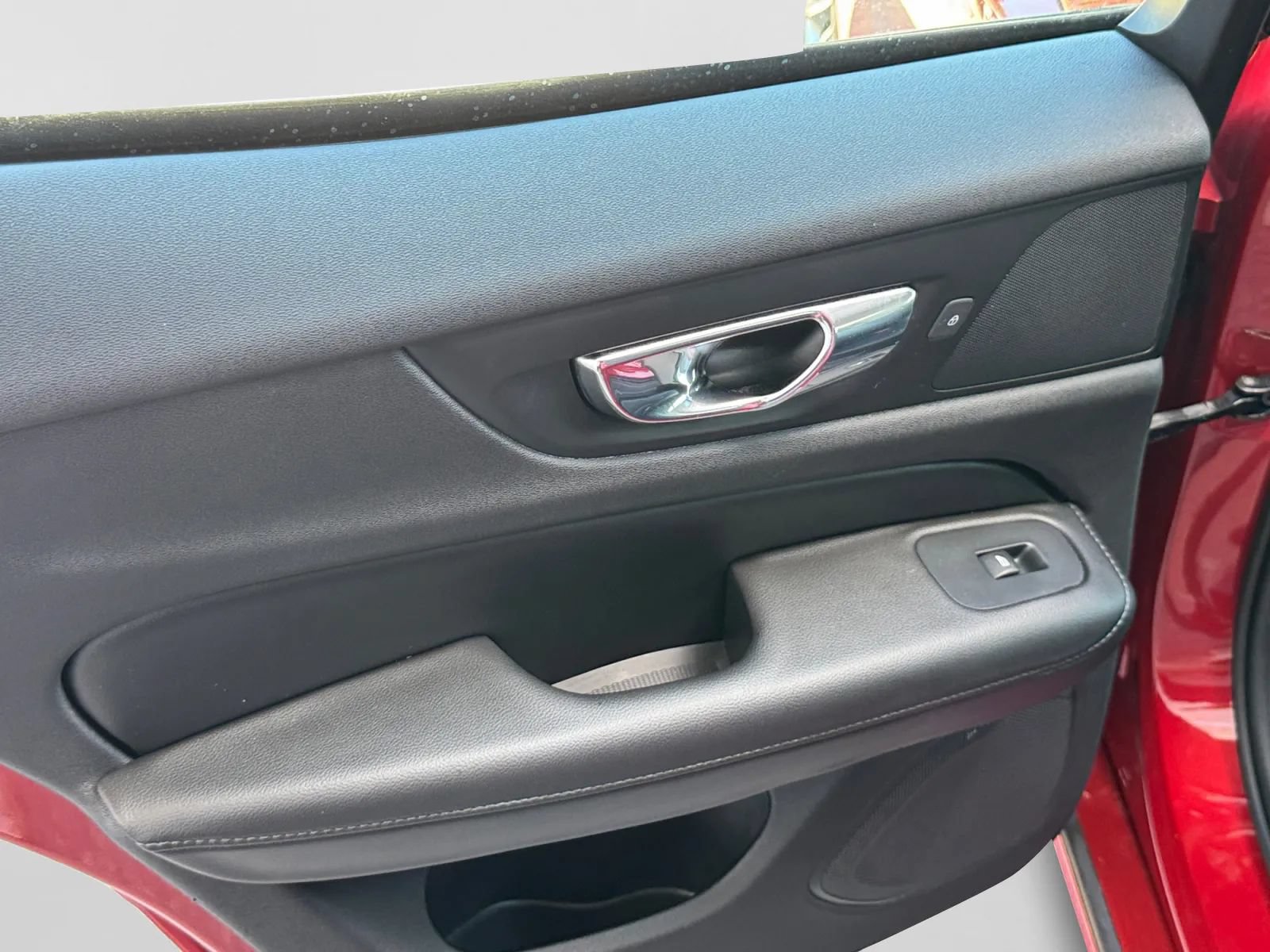 Used 2020 Volvo S60 T5 Momentum FWD image 15