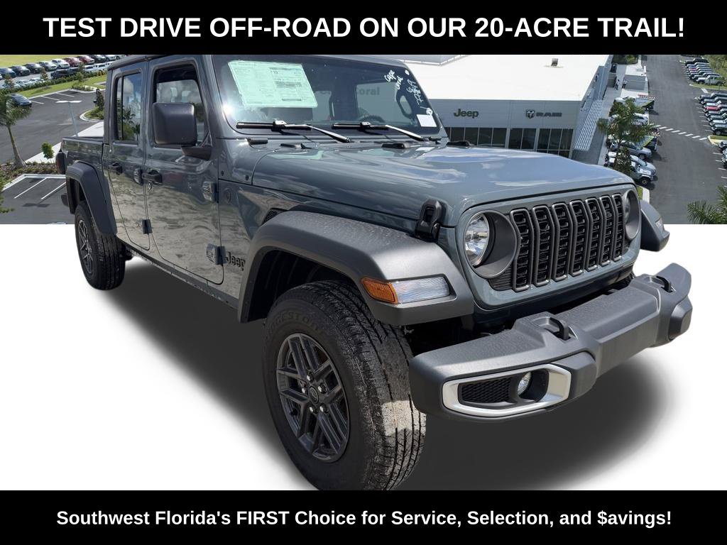 New 2026 Jeep Gladiator Sport AWD/4WD image 2