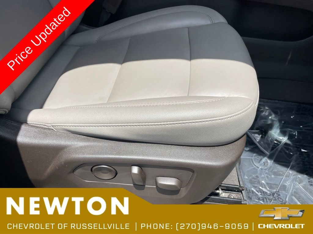 Used 2021 Chevrolet Tahoe Z71 w/ Z71 Off-Road Package AWD/4WD image 23