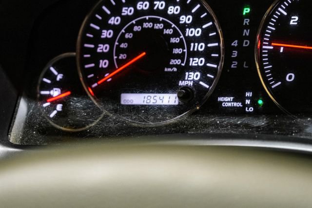 Used 2004 Lexus GX 470 image 24