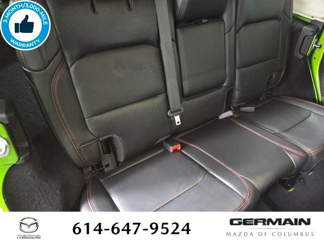 Used 2019 Jeep Wrangler Unlimited Rubicon w/ Cold Weather Group AWD/4WD image 21