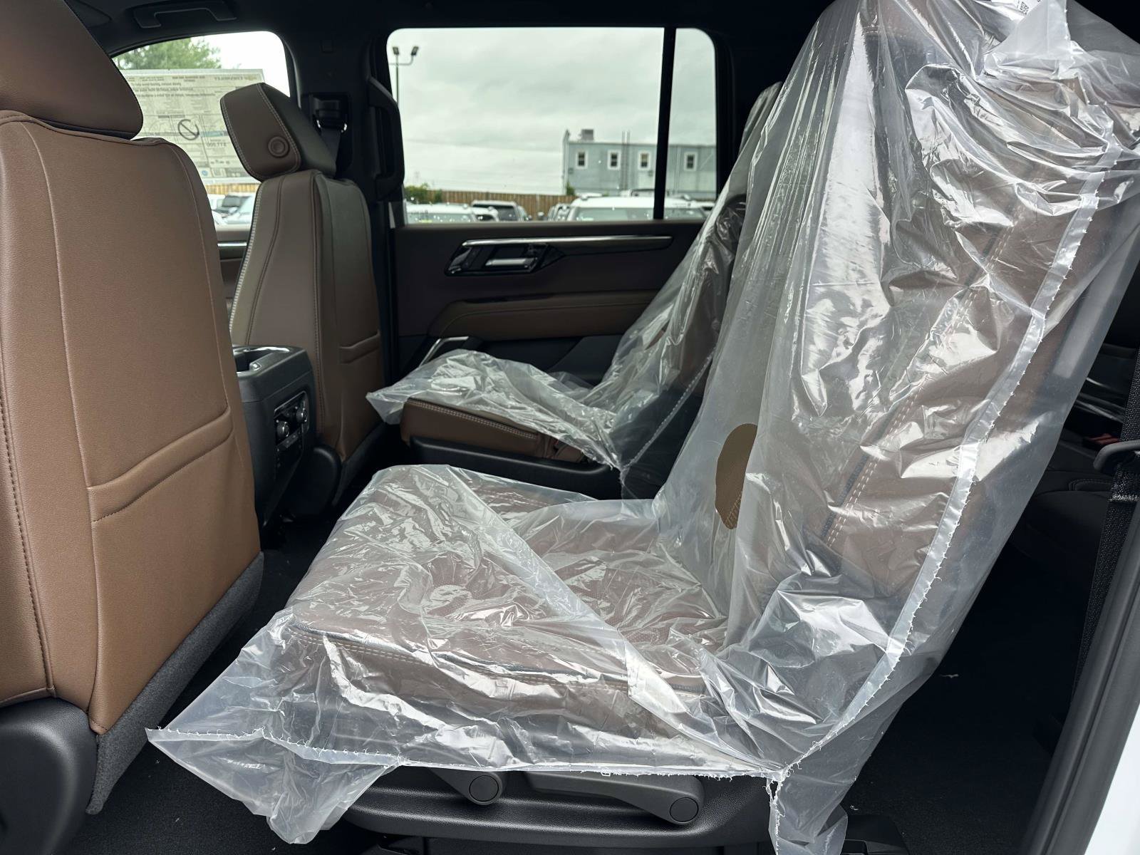 New 2026 Chevrolet Suburban High Country AWD/4WD image 22