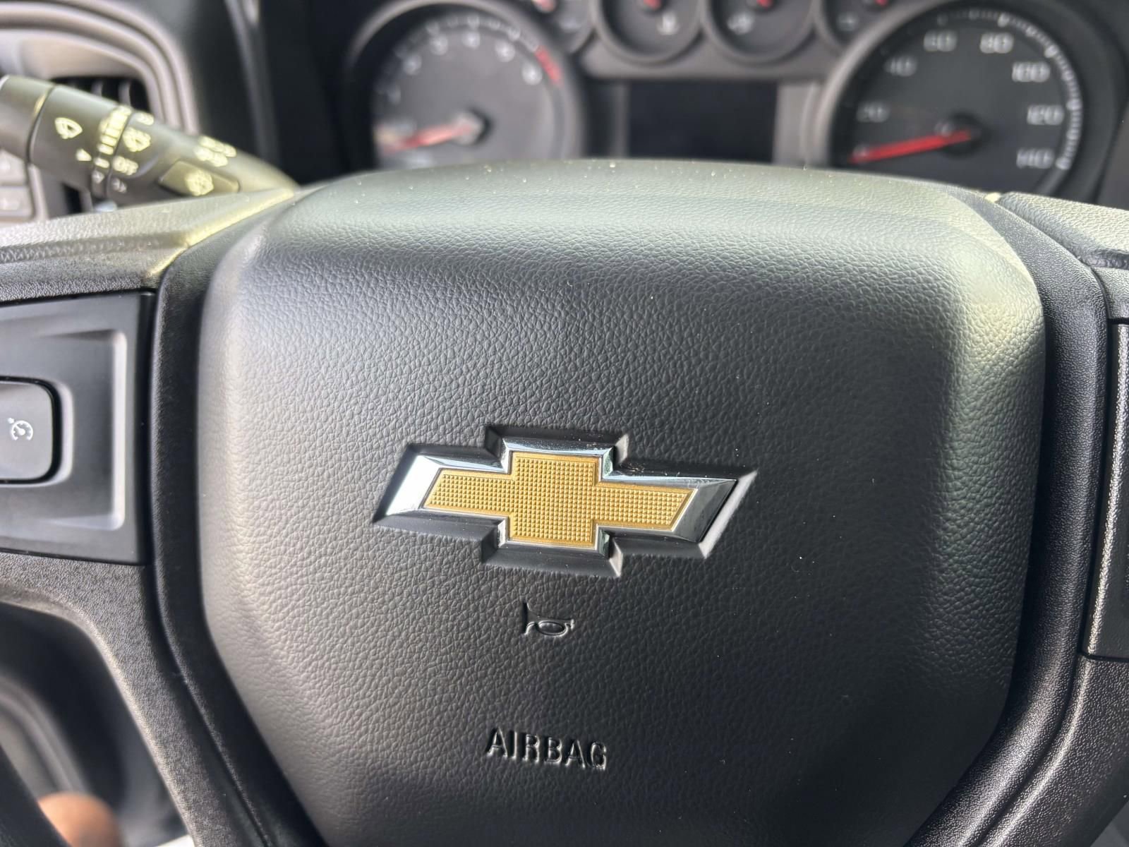 Used 2020 Chevrolet Silverado 1500 Custom w/ Custom Value Package image 19