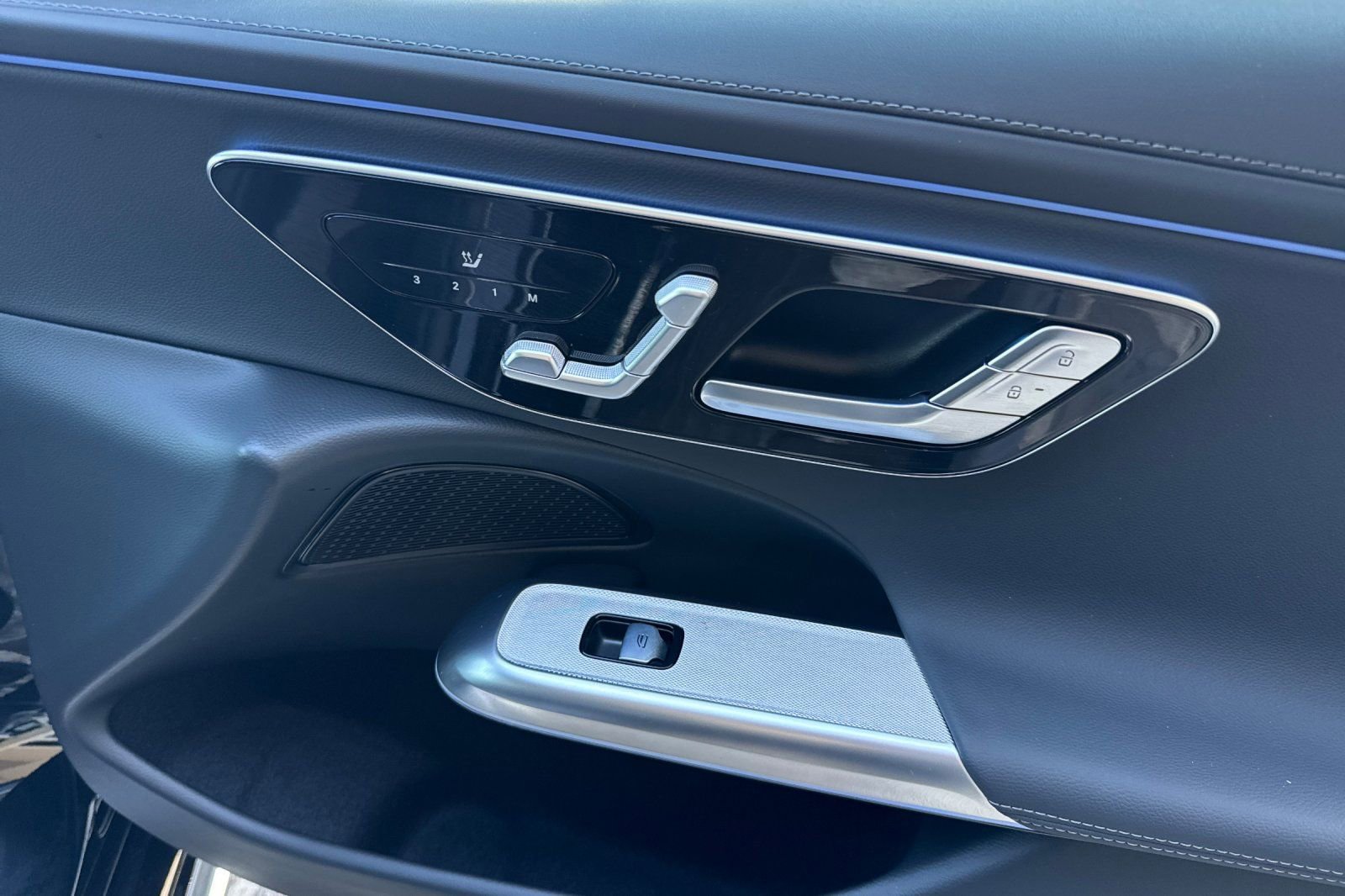 Certified 2025 Mercedes-Benz E 350 Sedan image 19