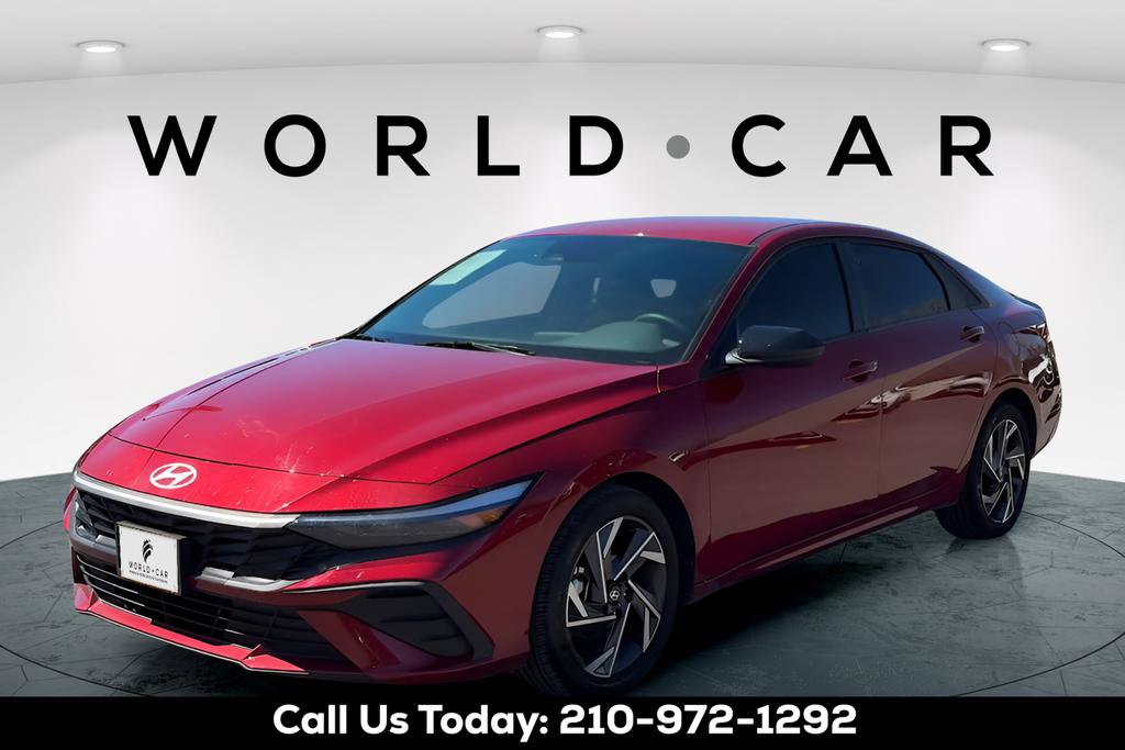 Certified 2025 Hyundai Elantra Sport image 3