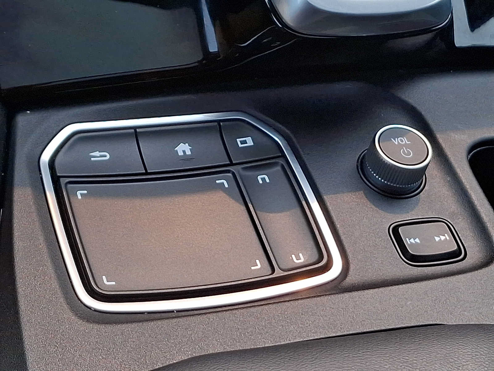Certified 2024 Acura MDX SH-AWD w/ Technology Package image 24