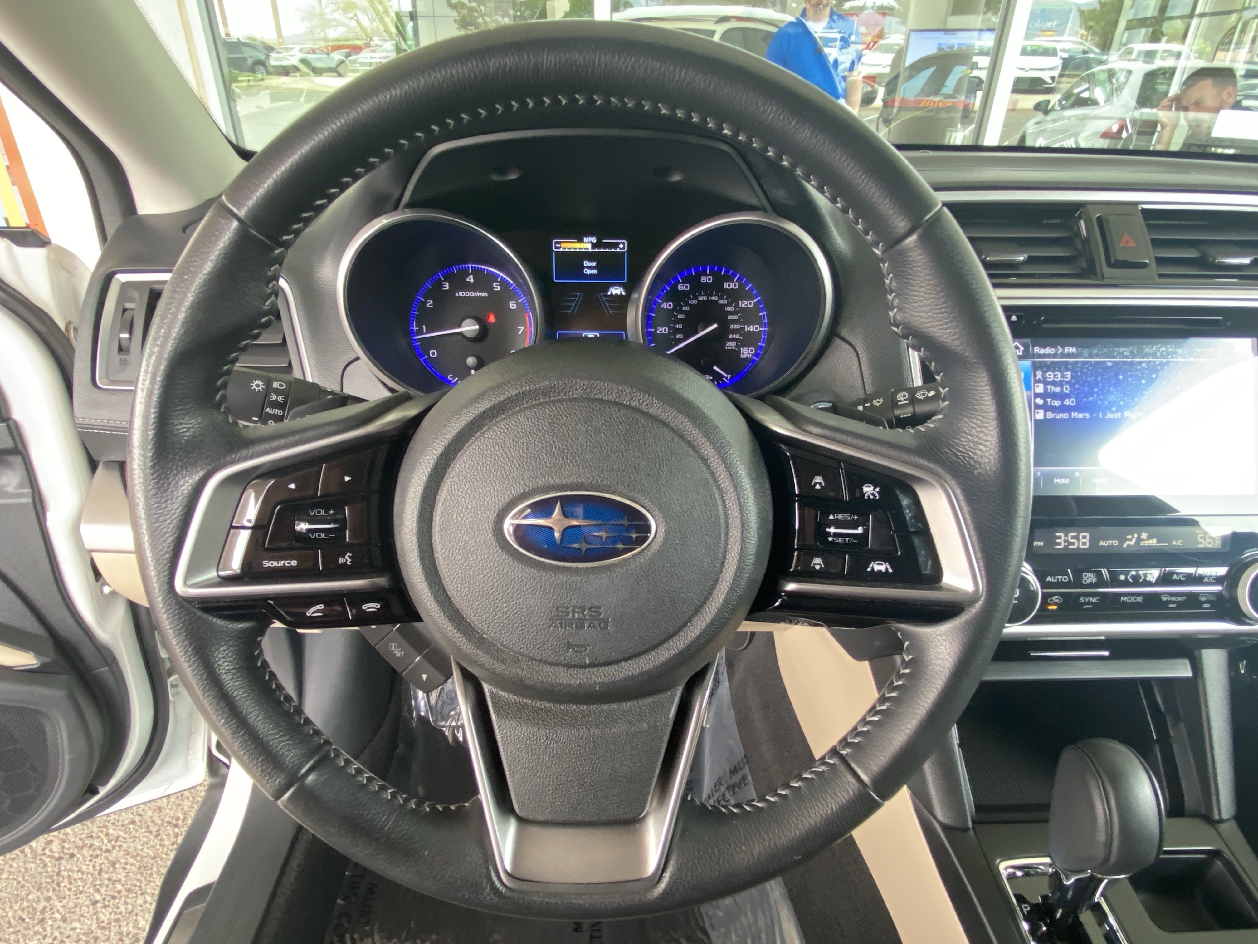 Used 2018 Subaru Outback 3.6R Limited AWD/4WD image 32