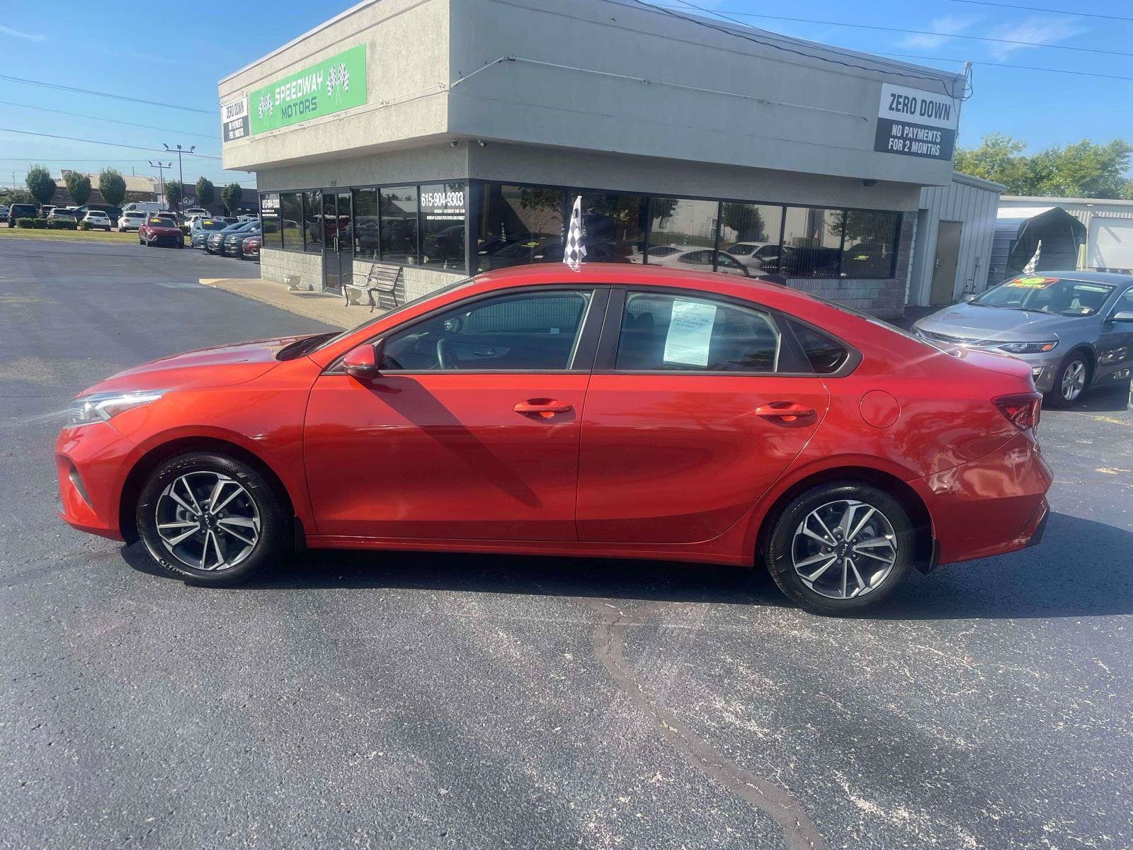Used 2023 Kia Forte LXS w/ LXS Technology Package FWD image 4