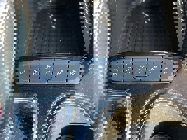 Used 2023 Chevrolet TrailBlazer RS w/ Convenience Package image 21