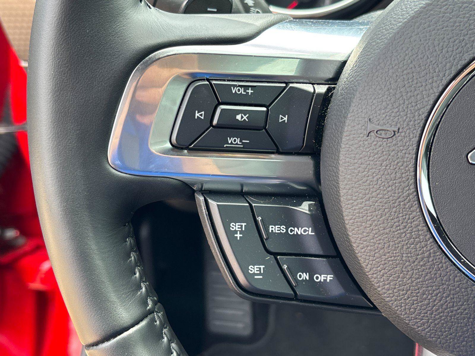 Used 2020 Ford Mustang GT Premium w/ GT Performance Package RWD image 19