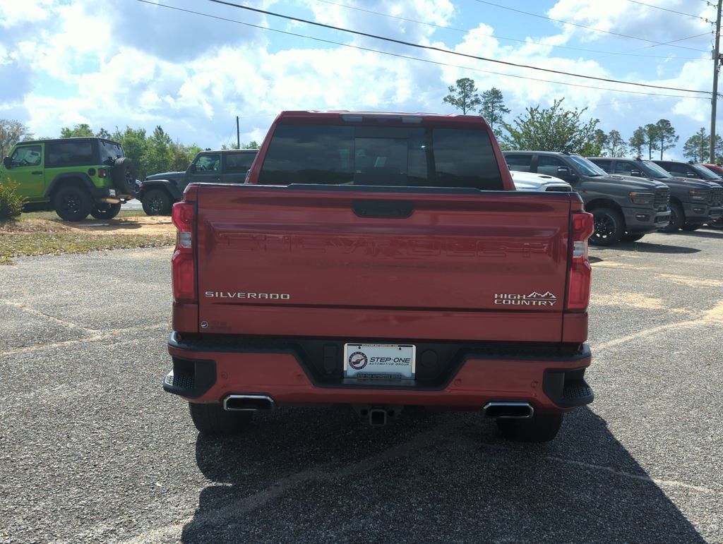 Used 2024 Chevrolet Silverado 1500 High Country w/ Max Trailering Package AWD/4WD image 6