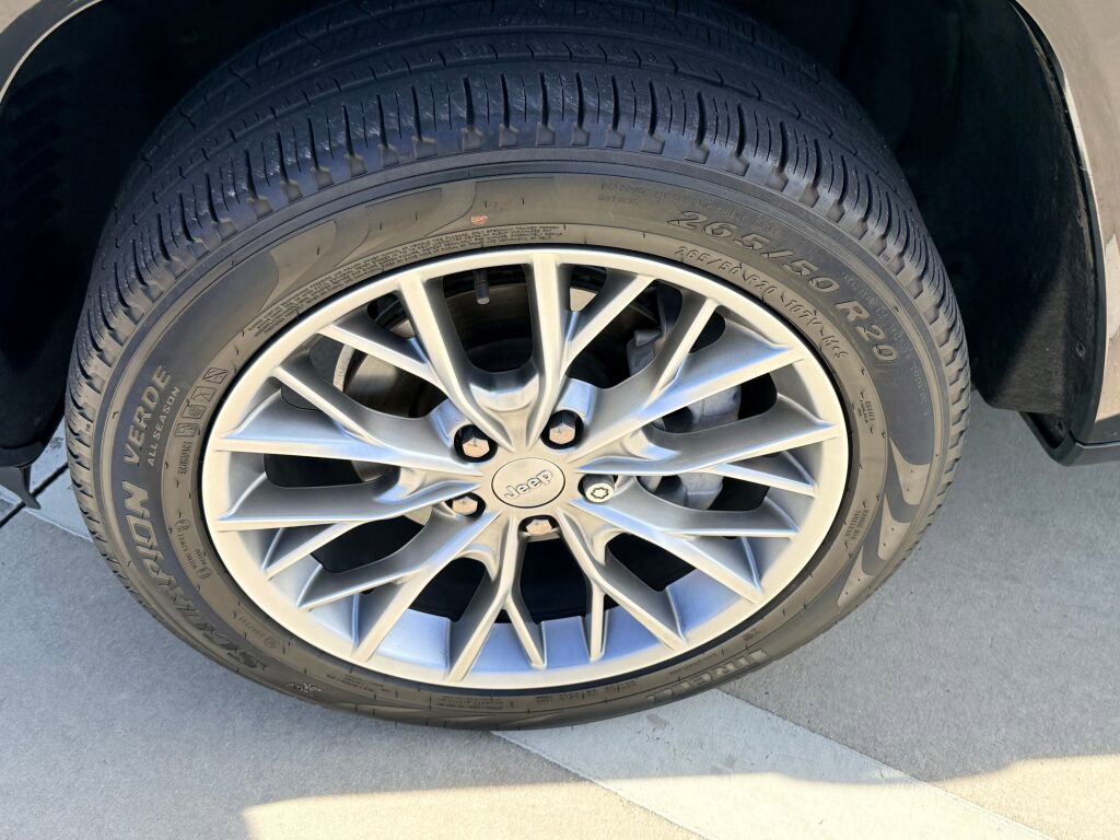 Used 2022 Jeep Grand Cherokee Summit w/ Adv Protech Group IV image 17