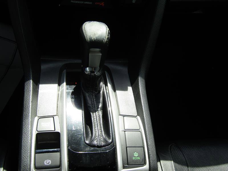 Used 2018 Honda Civic Touring image 23